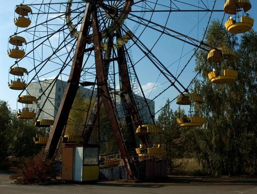 A_Sunday_In_Pripyat_3