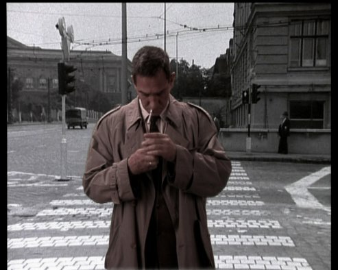spy in a horse town_3