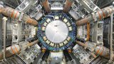 Cern_neboli_Tovarna_na_absolutno_1