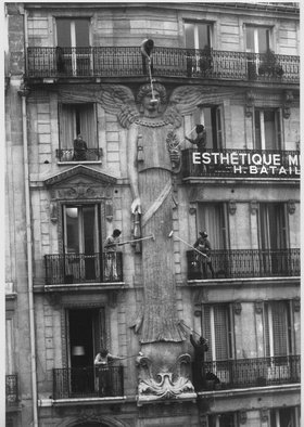 LES_DITES_CARIATIDES_3